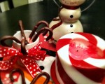 Simple Inexpensive Gift:  Chocolate Dipped Candy Canes