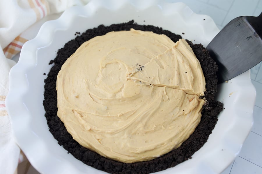 finished peanut butter pie