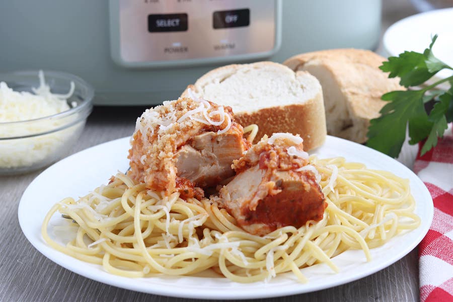 Plated Crockpot Chicken Parmesan with Bread