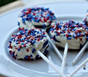 Patriotic Oreo Pops