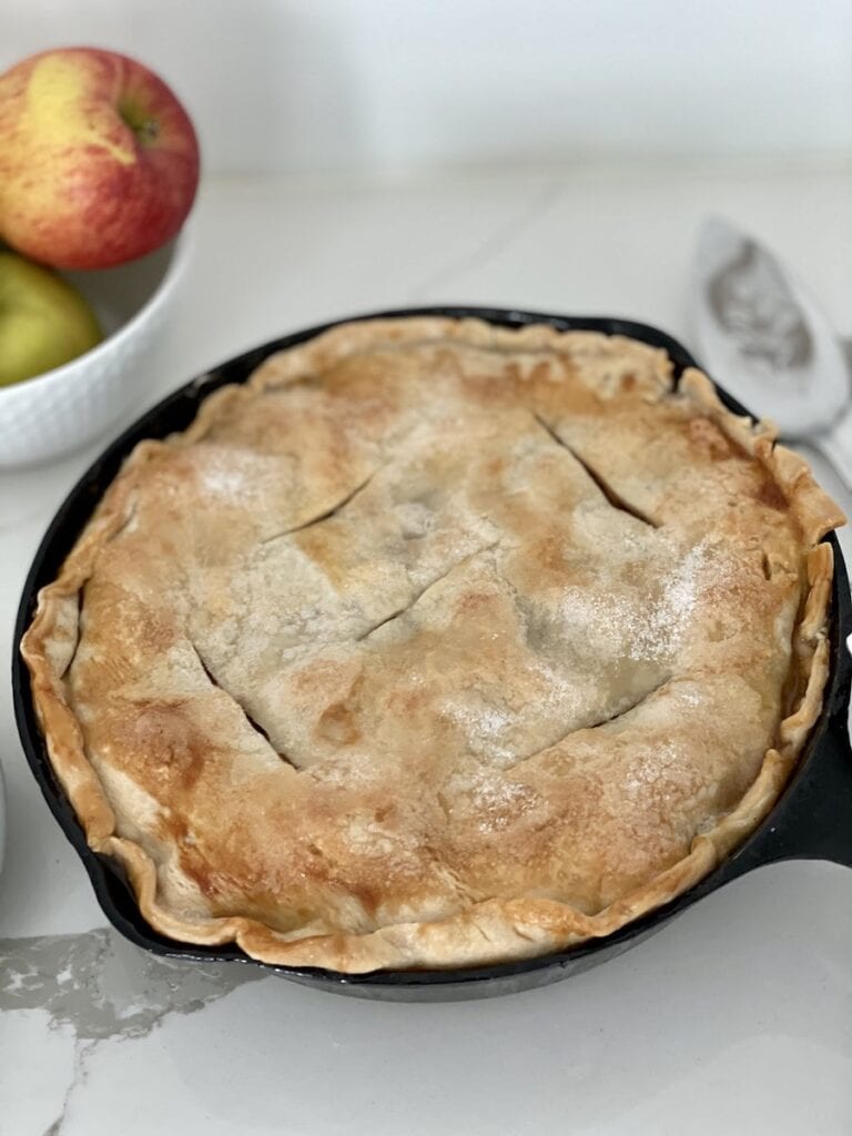 Close Up Apple Skillet Pie in Cast Iron Pan