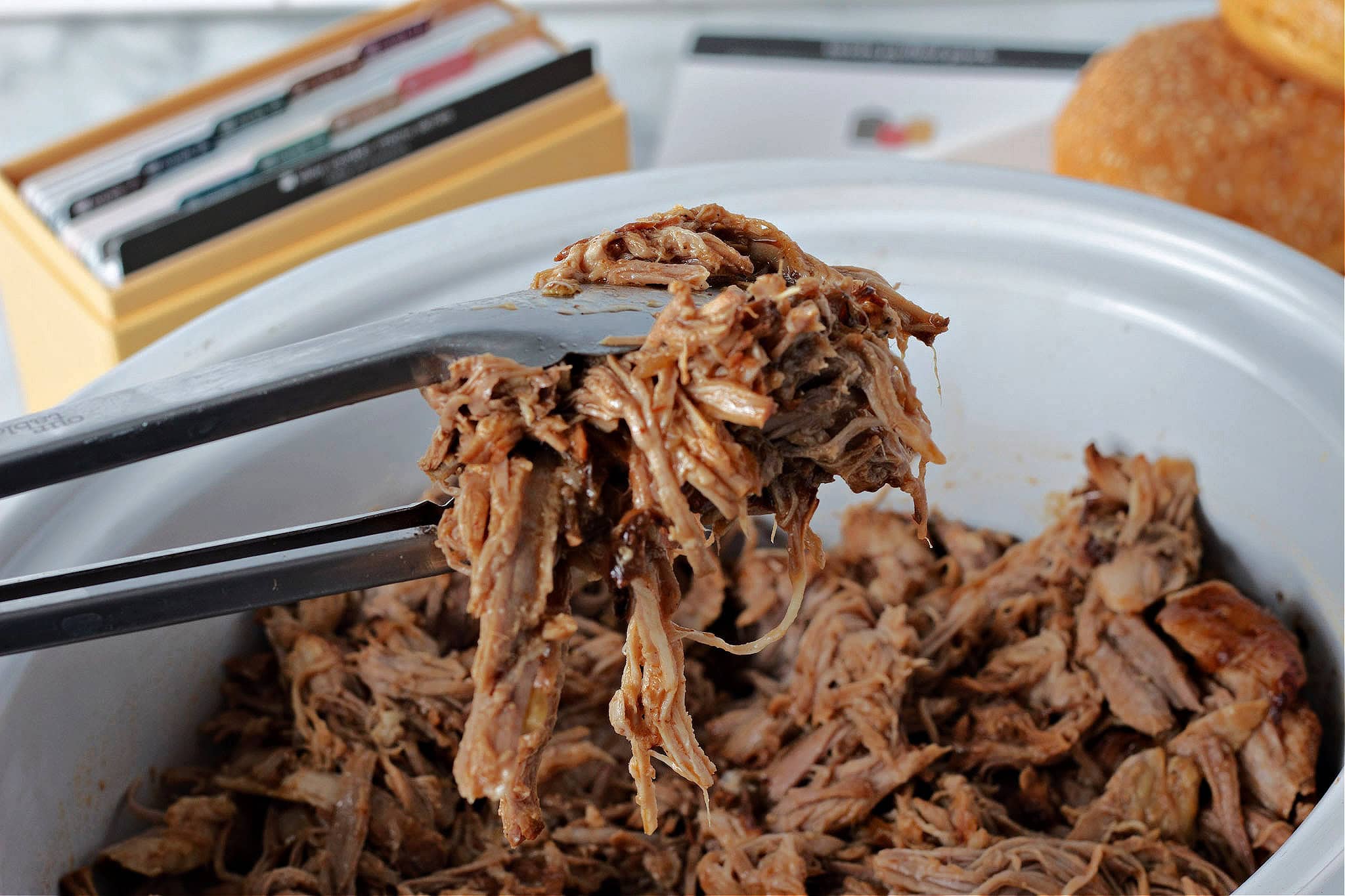 texas style pulled pork in the crockpot 