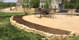 how to keep weeds out of flower beds