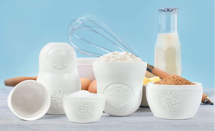 matryoshka measuring cups