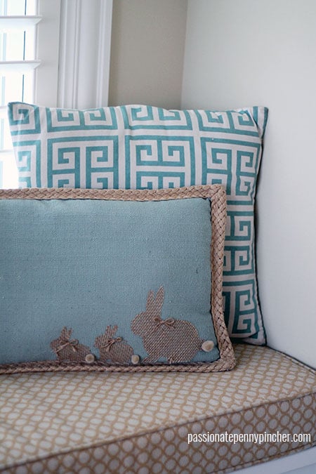 Easter Pillows no sew