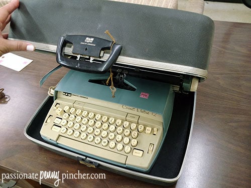 vintage typewriter 