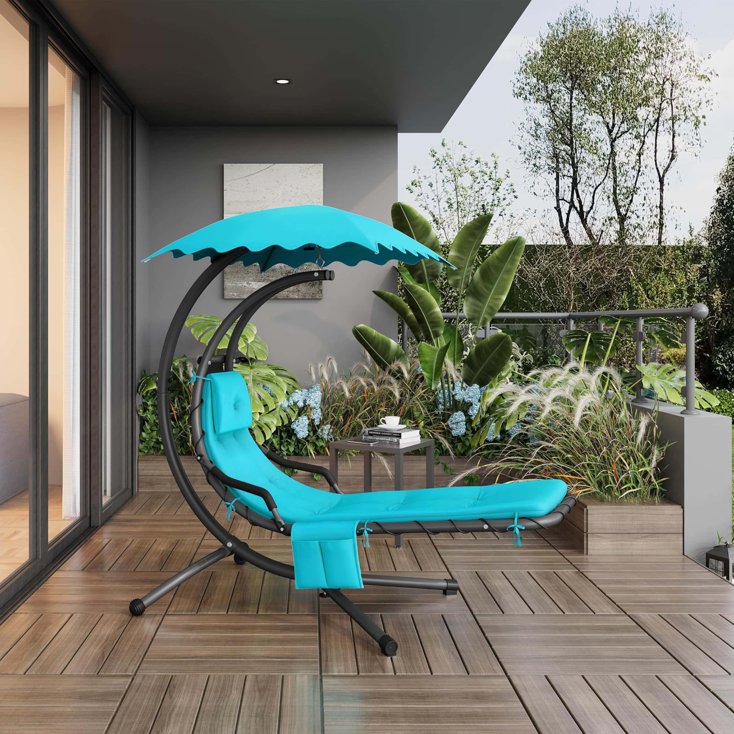 chaise lounge