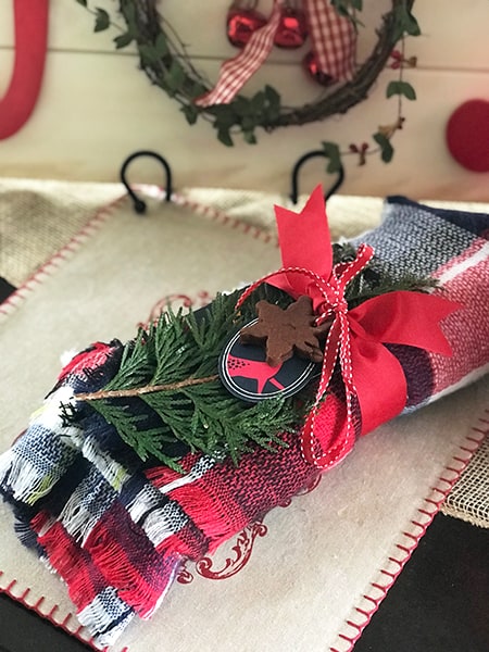 Epic Teacher Christmas Gift and Video Tutorial! Struggling to find inexpensive but still valuable gifts for everyone on your list? Watch how I made these!