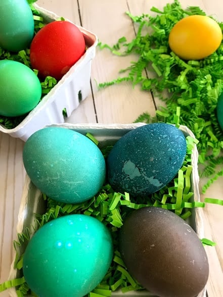 Dyeing Easter Eggs in the Instant Pot 