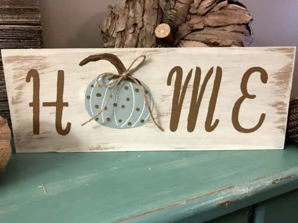DIY Farmhouse Pumpkin Sign