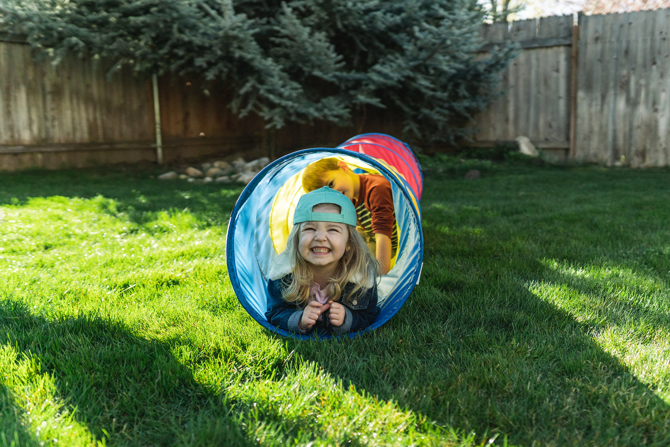 play tunnel