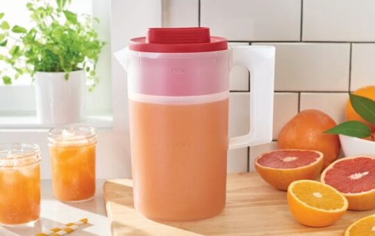 Rubbermaid Plastic Pitcher