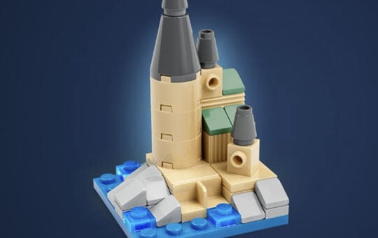 FREE LEGO Build Hogwarts