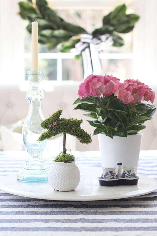 This bunny topiary in this Easter DIY Centerpiece is full of country charm and would be perfect for a mantle or tablescape!