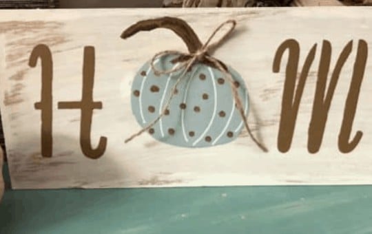 farmhouse pumpkin sign