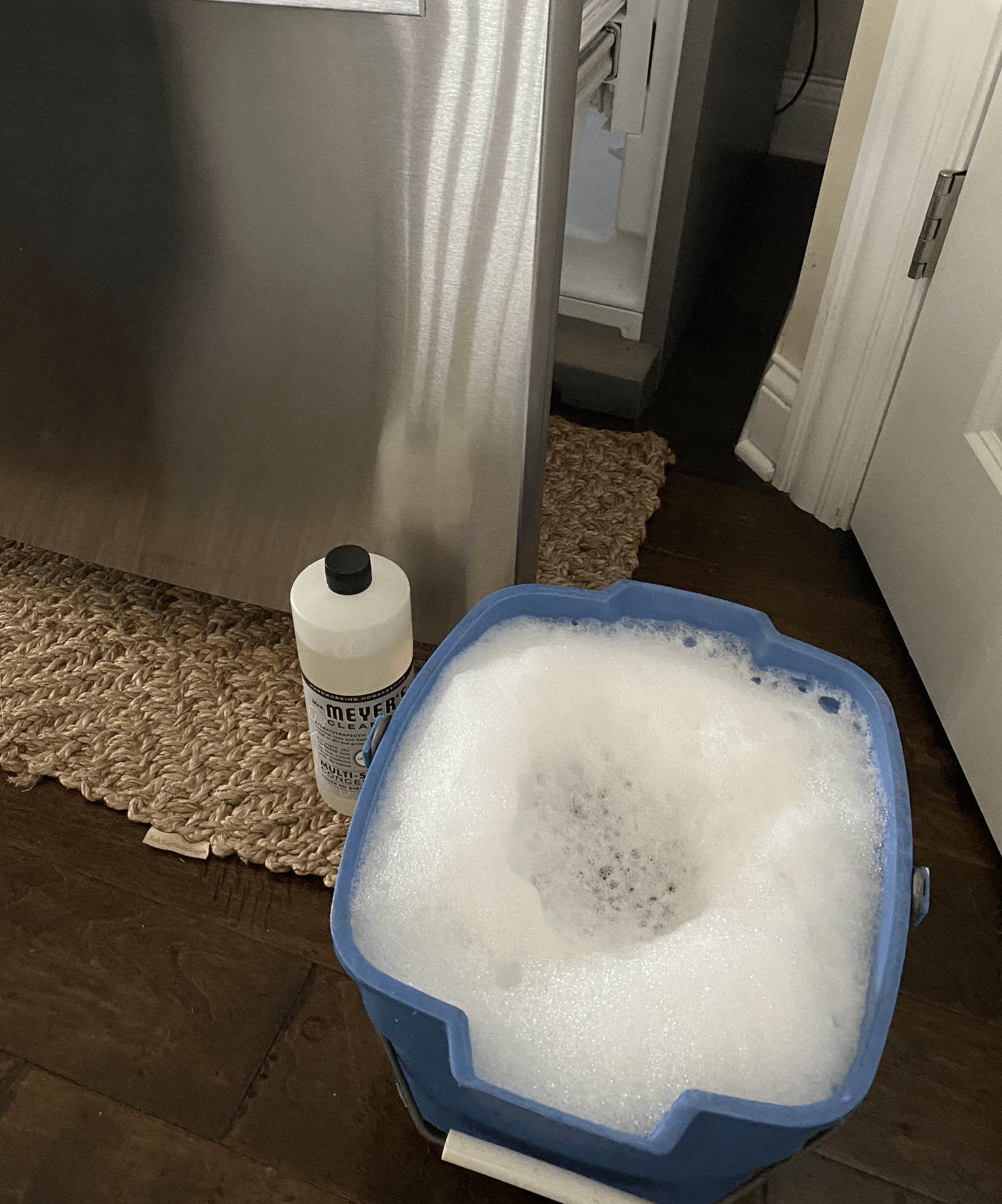 how to clean a freezer