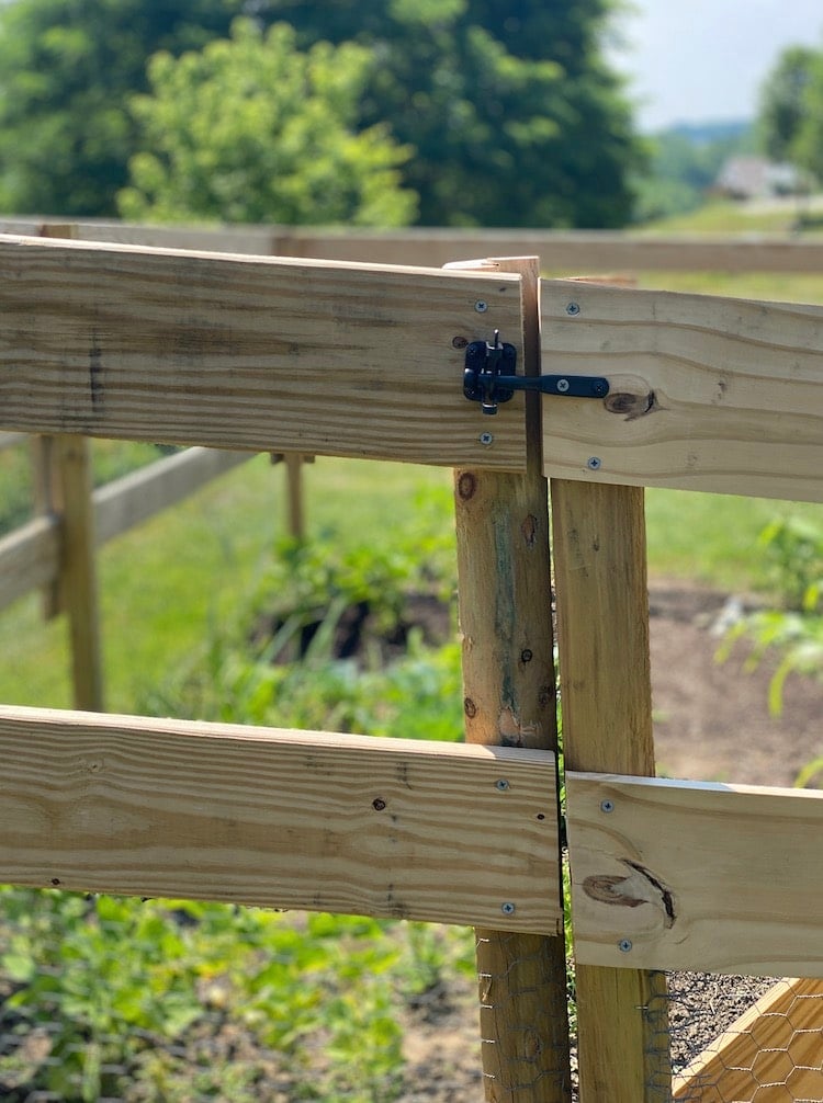 building a deer fence