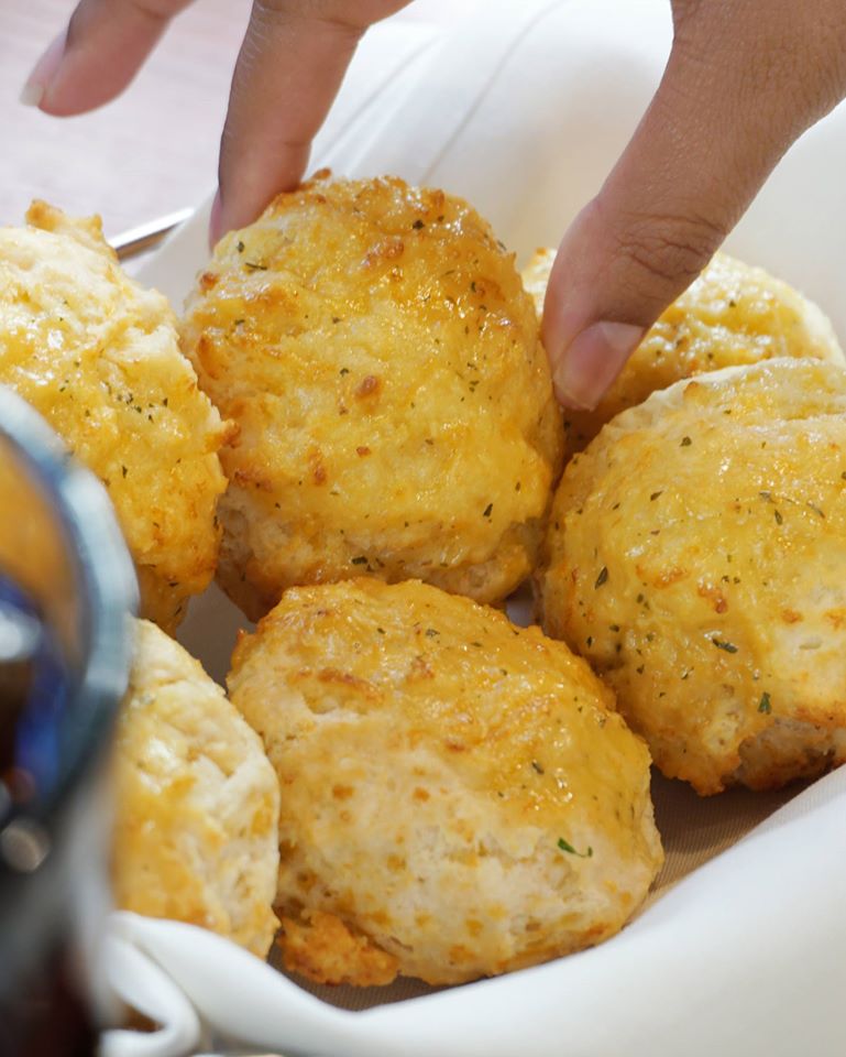 red lobster cheddar bay biscuits