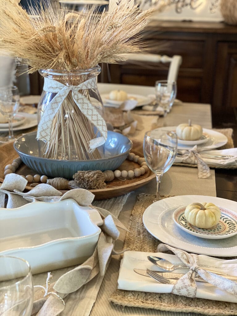 white place setting 