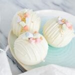 how to make hot chocolate bombs