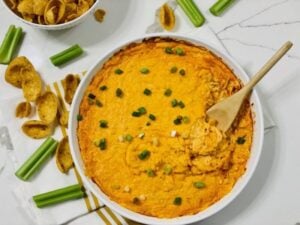easy buffalo chicken dip