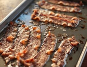 how to cook bacon in the oven