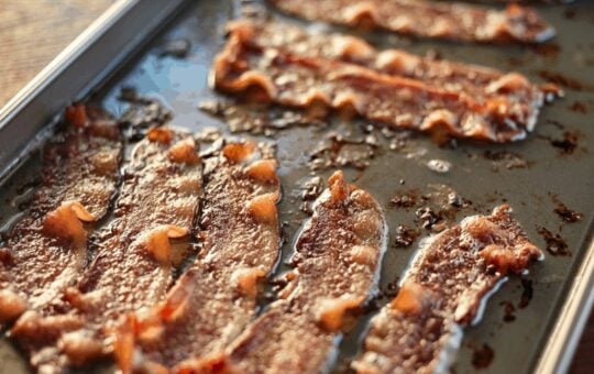 how to cook bacon in the oven