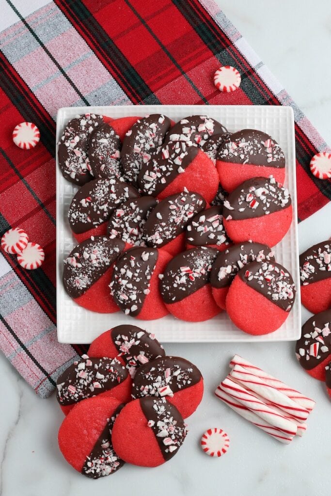 Red and Chocolate Cookies