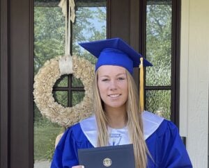 How to Throw A Graduation Party