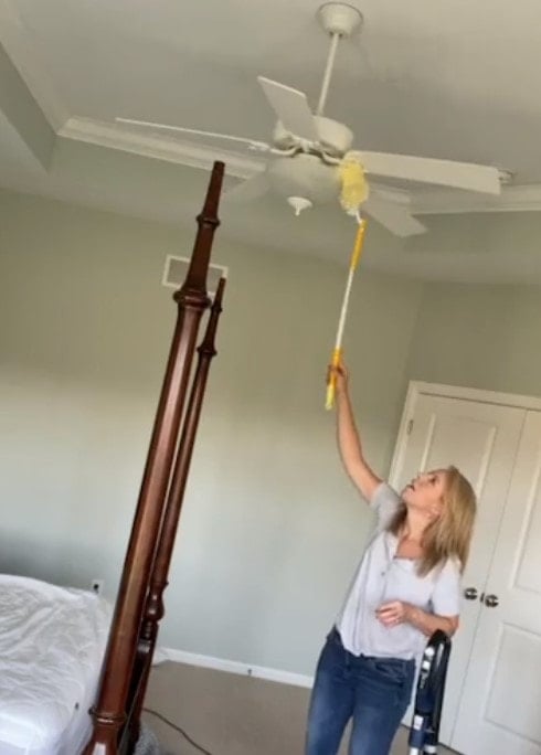 extended handle swiffer to clean ceiling fan blades 