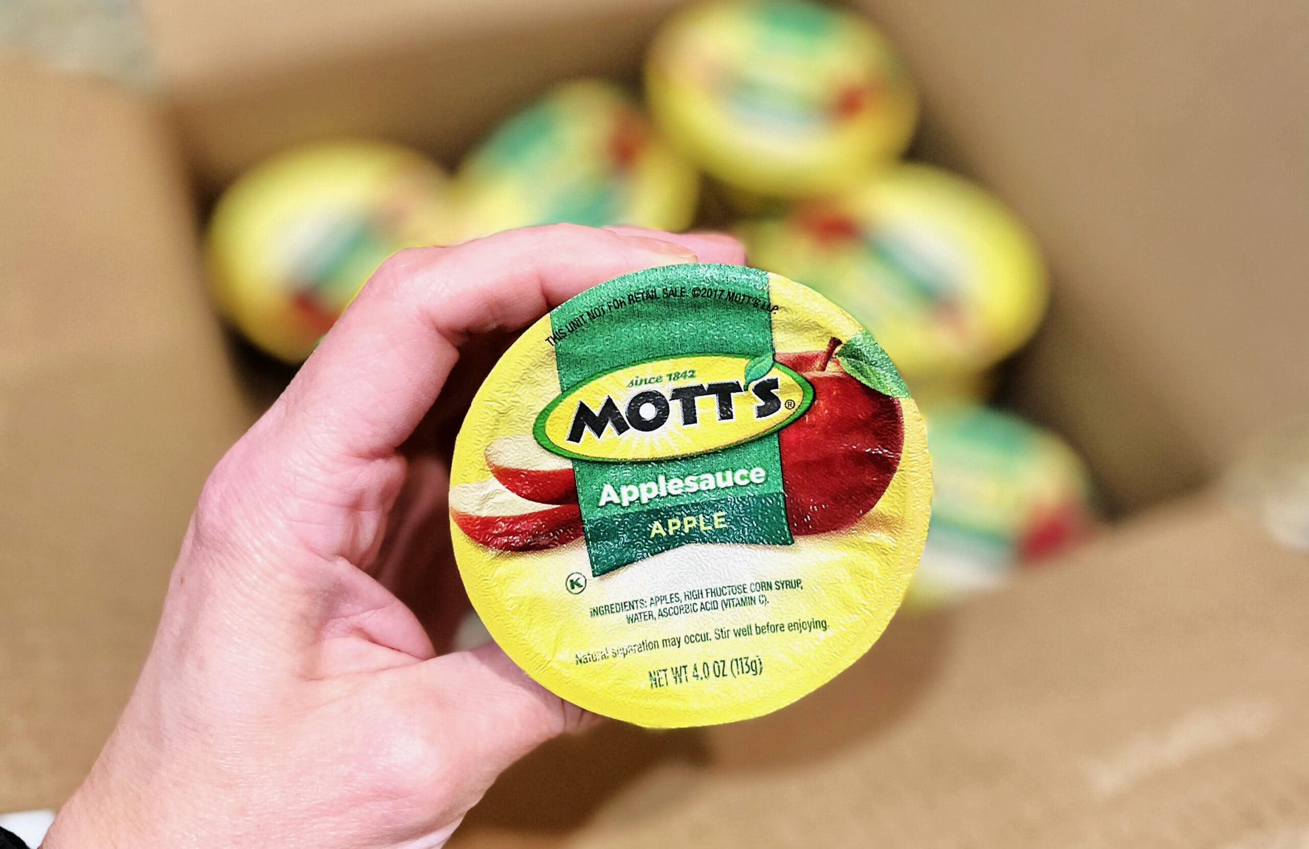 motts-applesauce-cropped mott's applesauce