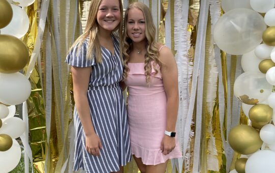 how to make a balloon arch