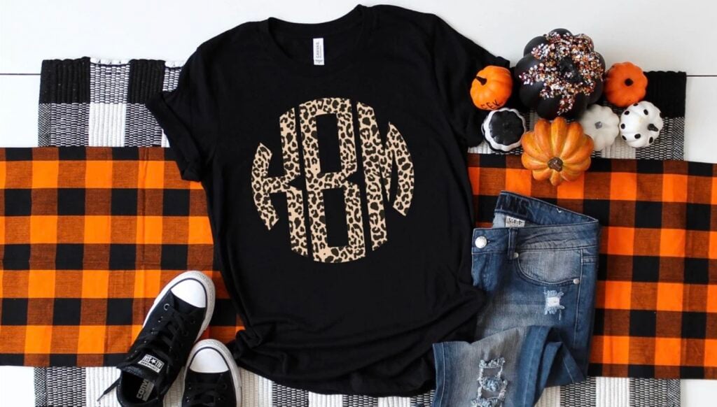 dark colors leopard monogram tee