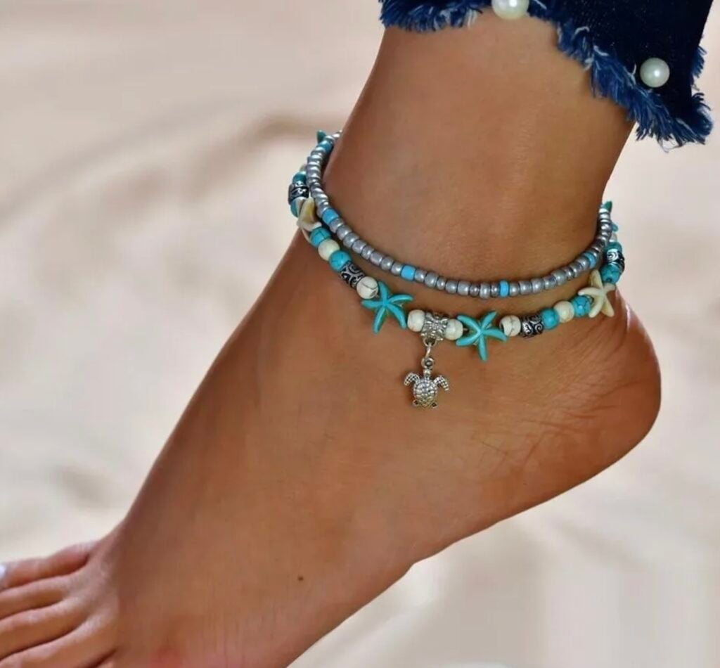 anklet with turtle