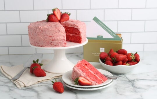 Scrumptious Strawberry Cake Final Box 23