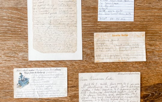 how to display old family recipes