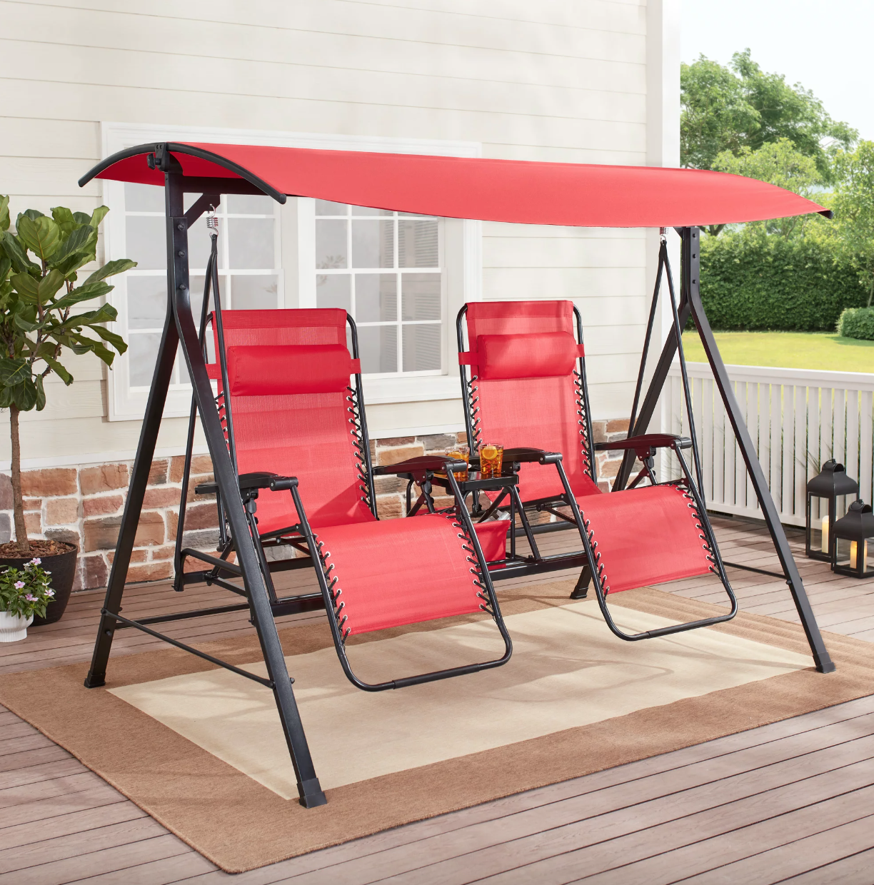 red swing