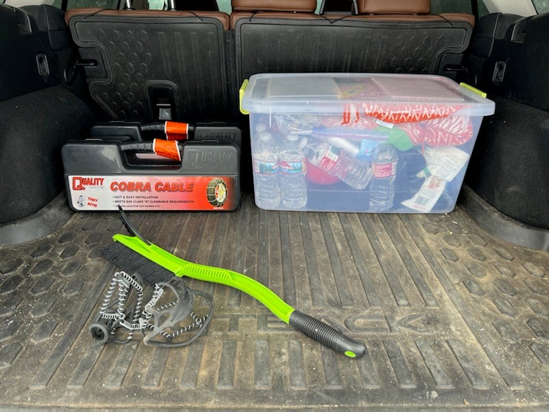 DIY Car emergency kit for trunk