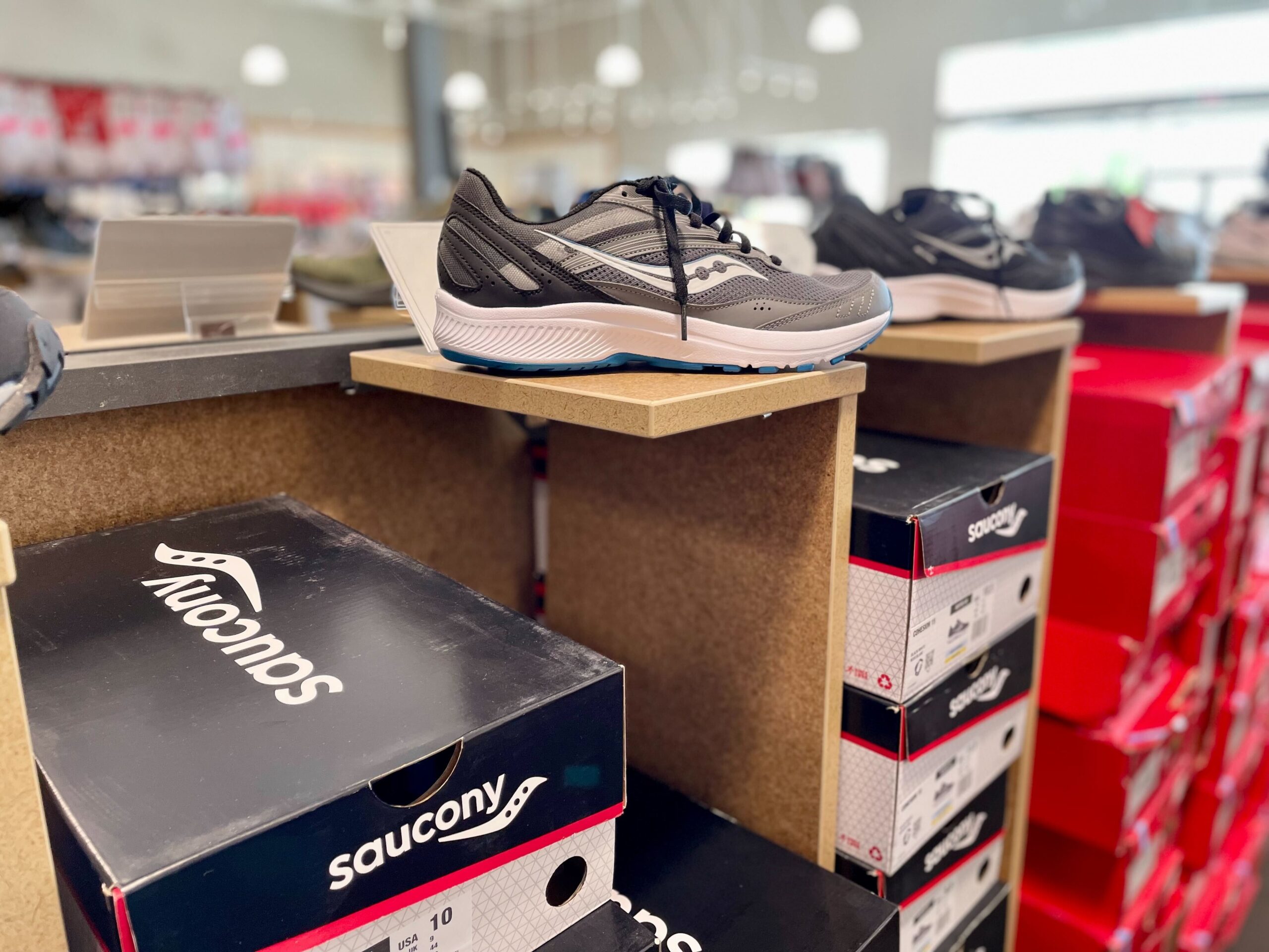 saucony