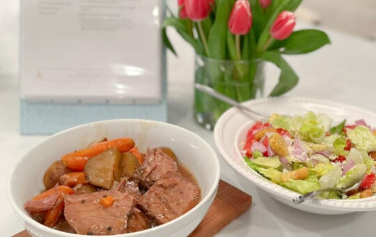 Beef Roast with Garlic