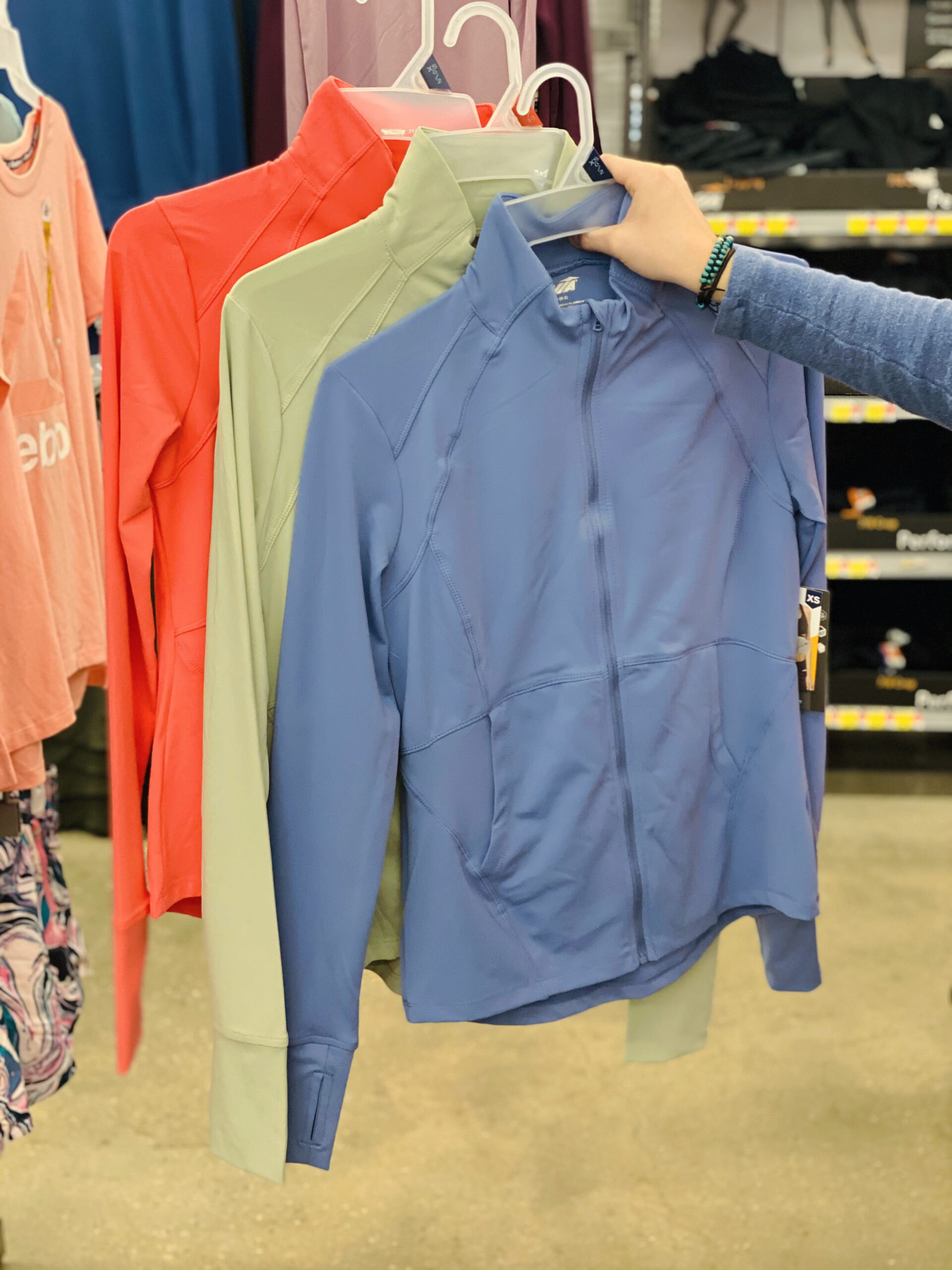 avia jacket