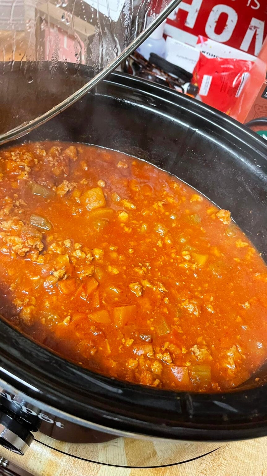 Slow cooker turkey chili