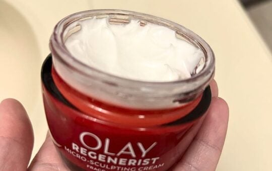 olay regenerist microsculpting creams