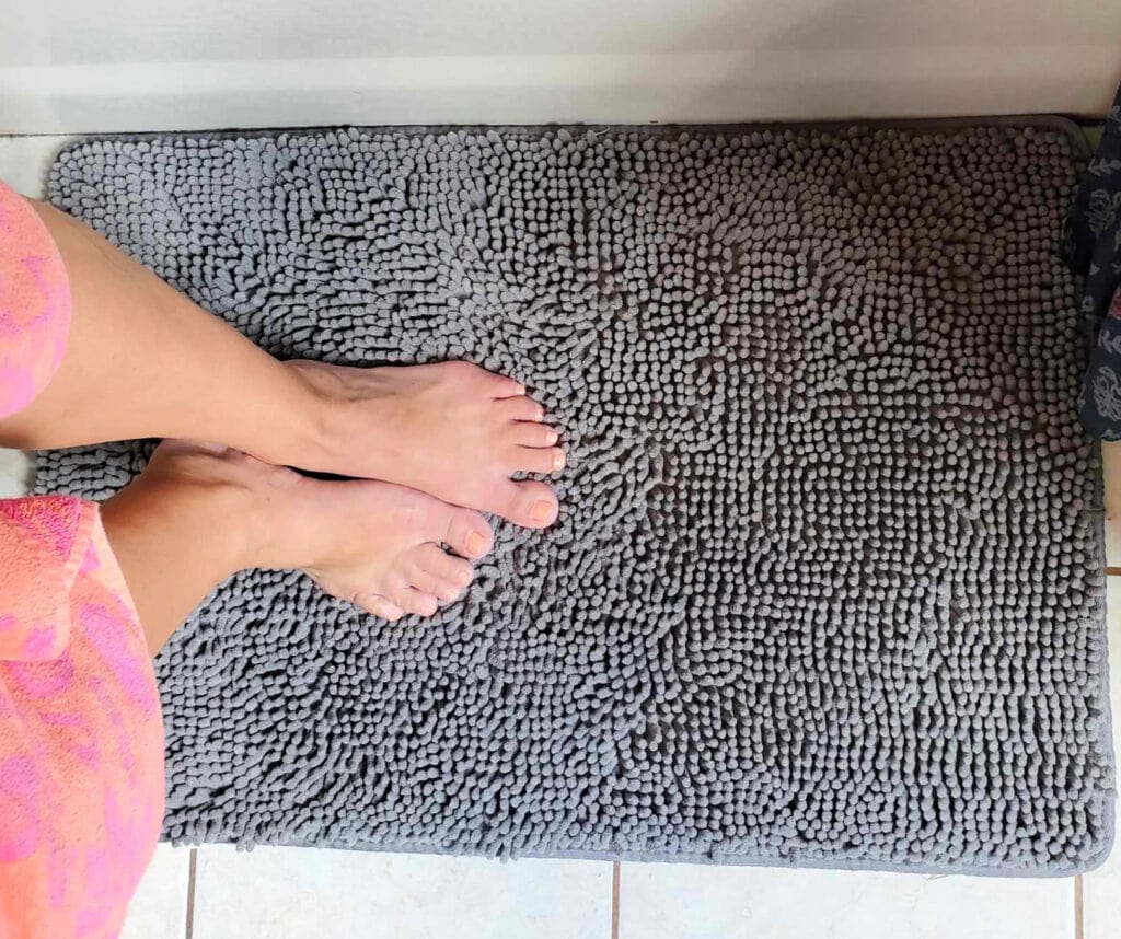 Toes on gorilla grip rug 