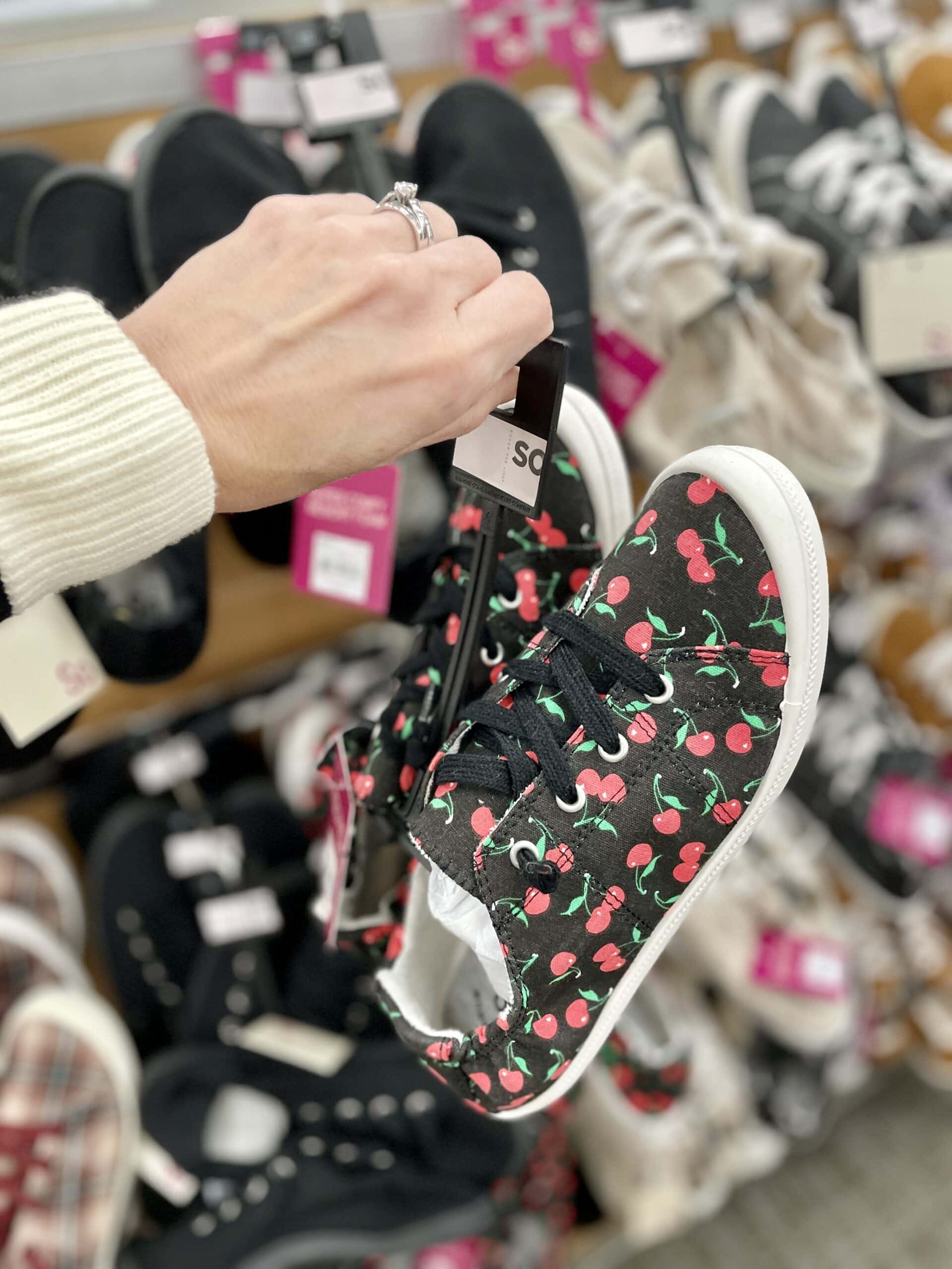kohl's sneakers