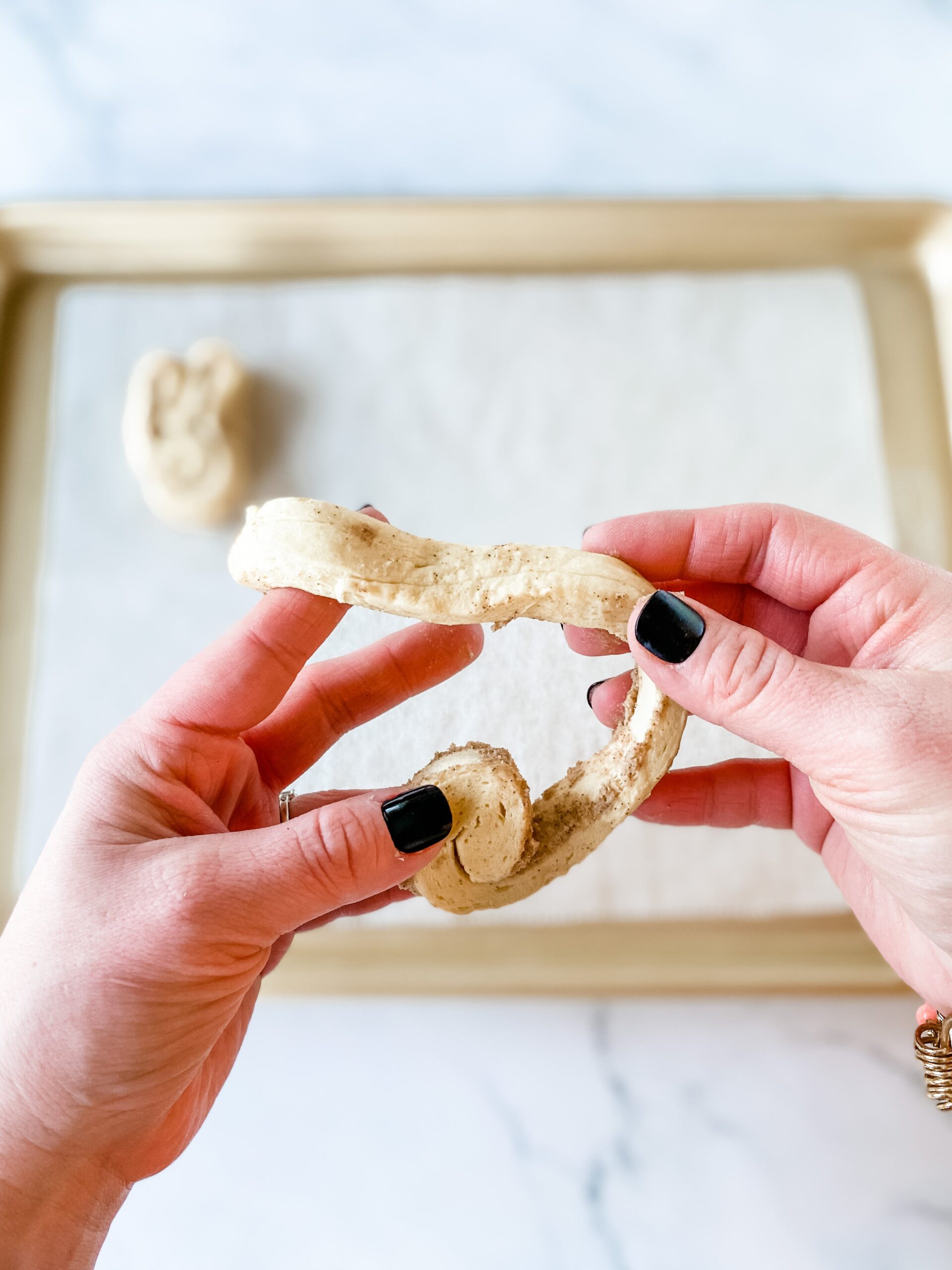 How to make Easter Cinnamon Rolls
