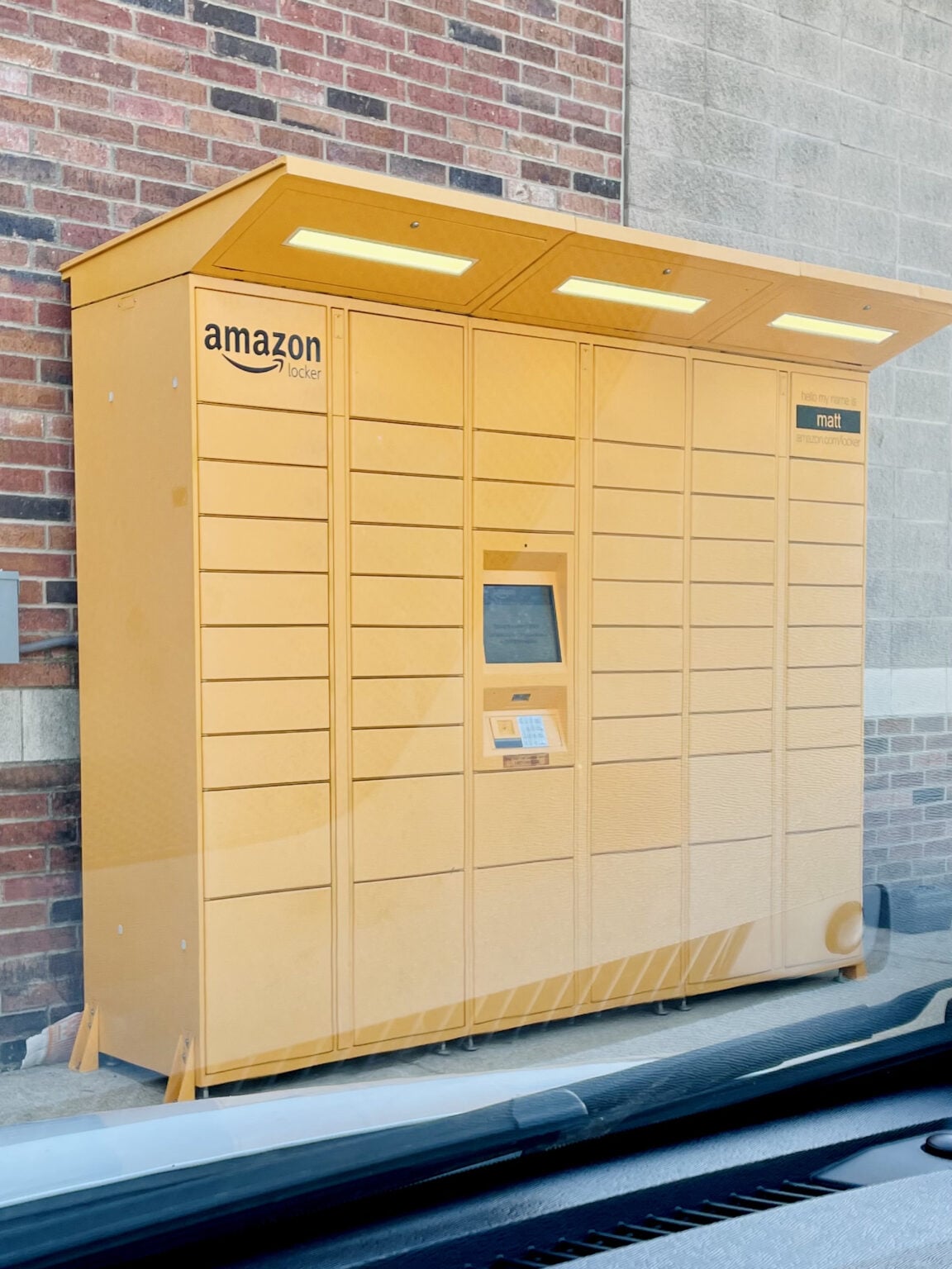 Amazon Locker - Learn everything You Need To Know Here!