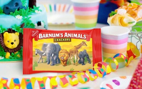 barnum's animal crackers snack bags