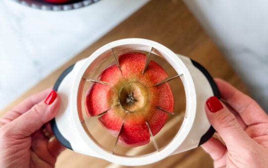 How to keep apple slices from turning brown once sliced