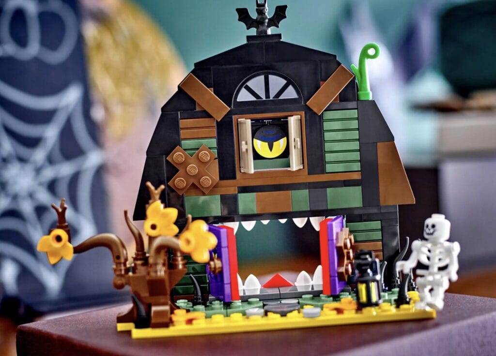 LEGO Halloween Barn